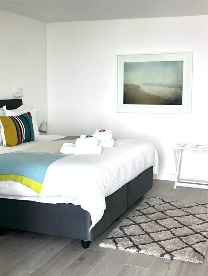 Karee Manor Guesthouse 斯特尔拜 外观 照片